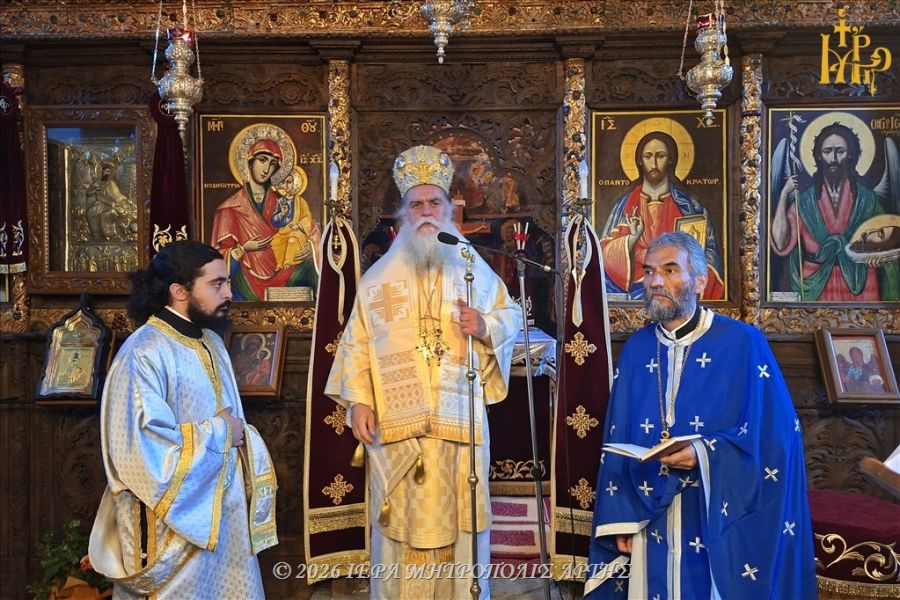 Μητροπολίτης Άρτης: «Η φλόγα της πίστεως φωτίζει τον δρόμο μας»