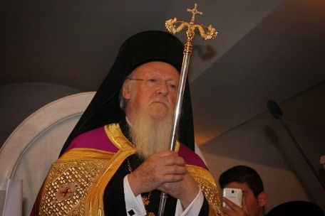 Ἱερωσύνη, χάρις καί ἦθος