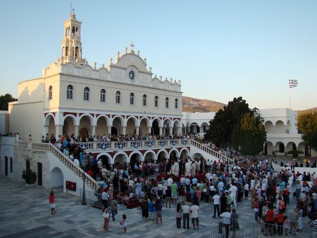 2011 - Τήνος